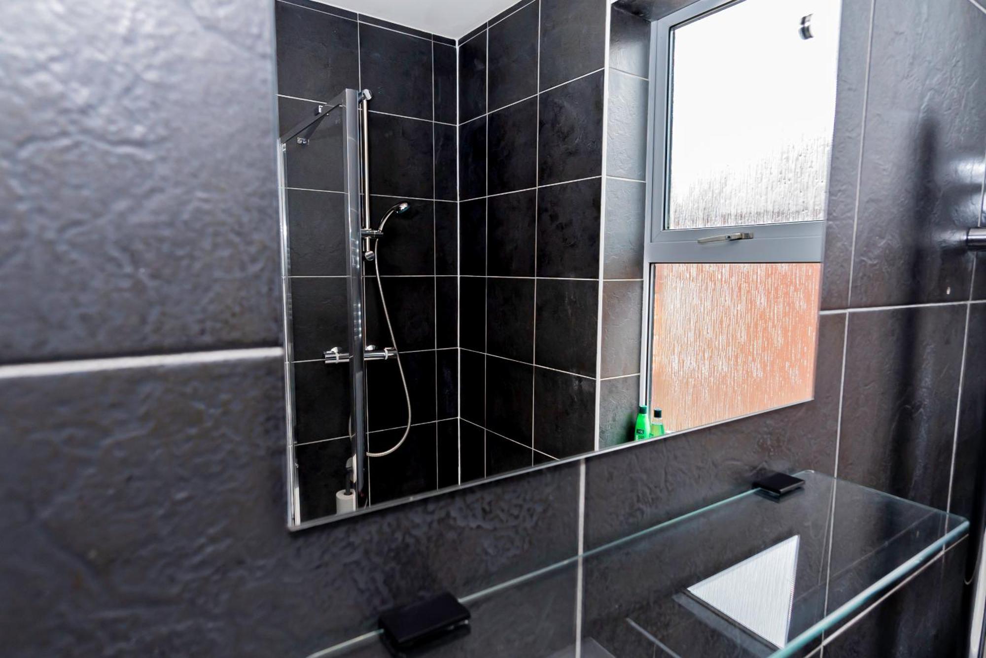Shirley House 5, Guest House, Self Catering, Self Check In With Smart Locks, Use Of Fully Equipped Kitchen, Close To City Centre, Ideal For Longer Stays And Fawley Contractors Southampton Ngoại thất bức ảnh