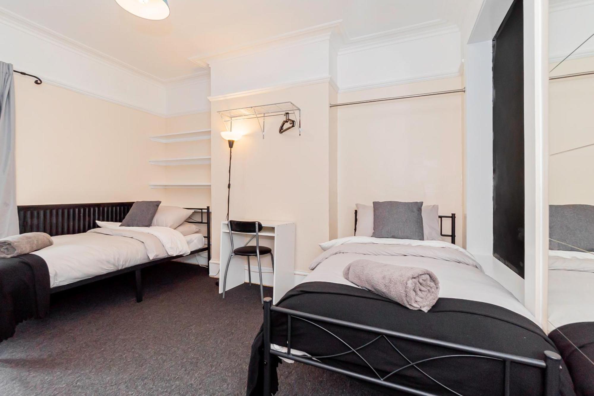 Shirley House 5, Guest House, Self Catering, Self Check In With Smart Locks, Use Of Fully Equipped Kitchen, Close To City Centre, Ideal For Longer Stays And Fawley Contractors Southampton Ngoại thất bức ảnh
