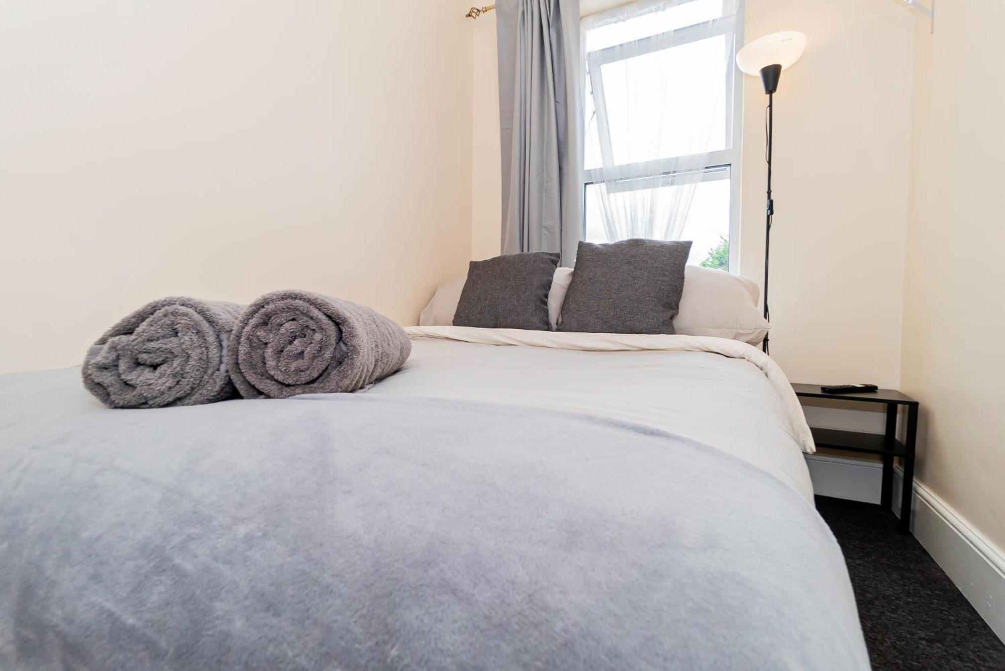 Shirley House 5, Guest House, Self Catering, Self Check In With Smart Locks, Use Of Fully Equipped Kitchen, Close To City Centre, Ideal For Longer Stays And Fawley Contractors Southampton Ngoại thất bức ảnh